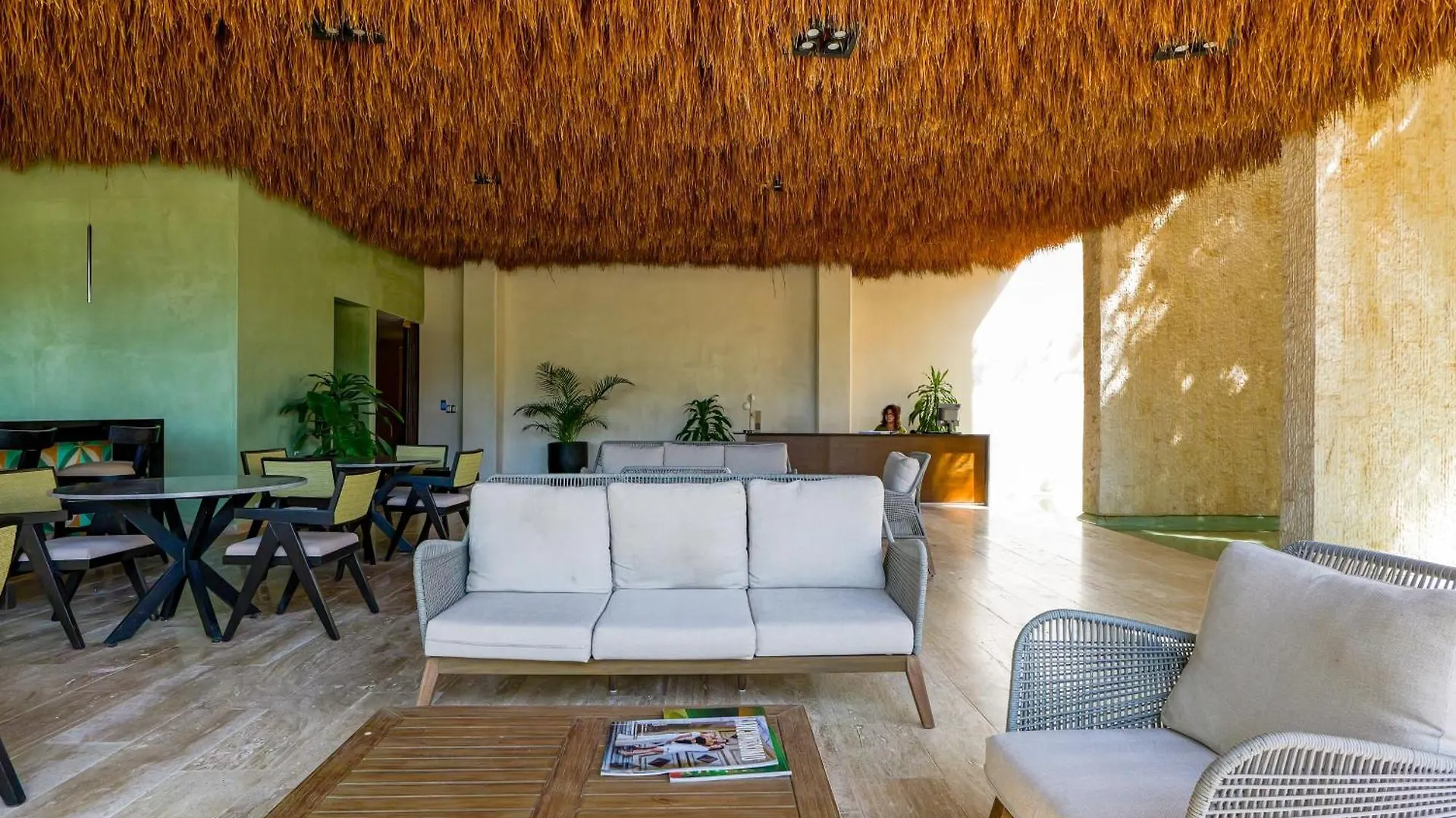 툴룸 Tropical Haven 아파트